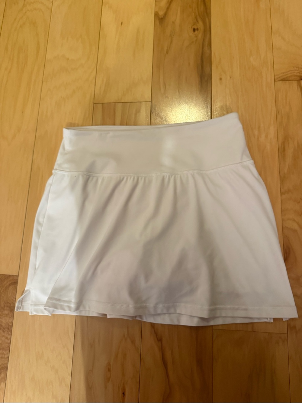 Xersion White Circle Skirt with Built-In Shorts